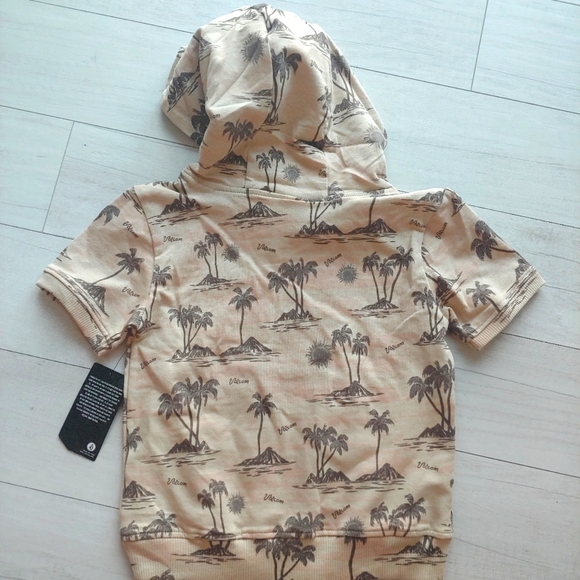 VOLCOM Baby NEW French Terry Hoodie & Shorts - Picture 3 of 10
